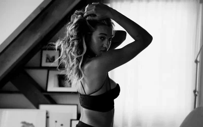 Liposuction for Love Handles: How It Works and What to Expect After Treatment