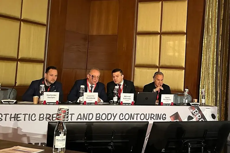 Dr. Spero Theodorou Represents NYC at AASurgery 2025